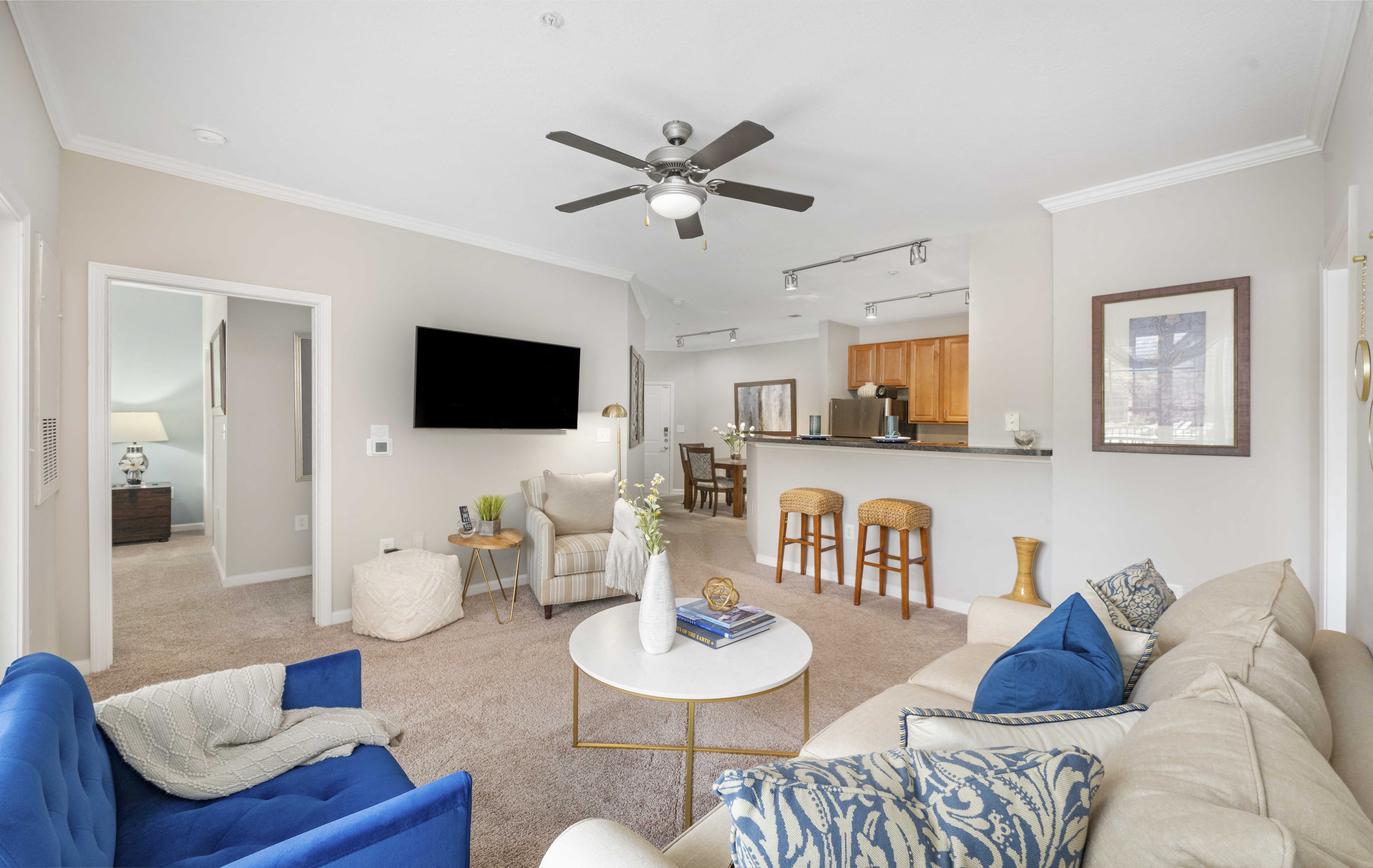 Maa Matthews Commons is a similar property to Maa Fifty-One located in Matthews